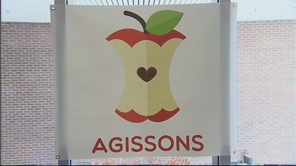 Une pomme grugée jusqu'au coeur
