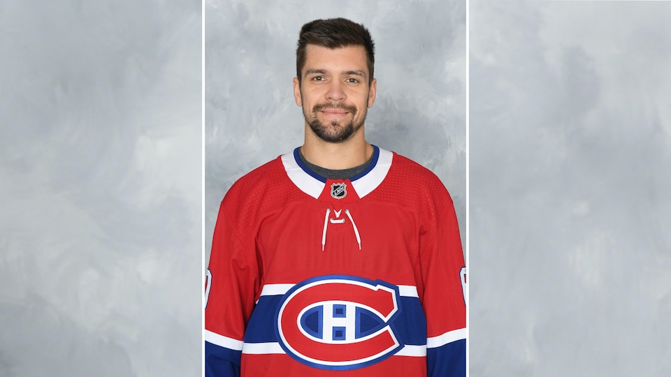 Chandails Rockets Laval Alex Belzile de Saint-Éloi en camp d'entraînement avec le Rocket de Laval