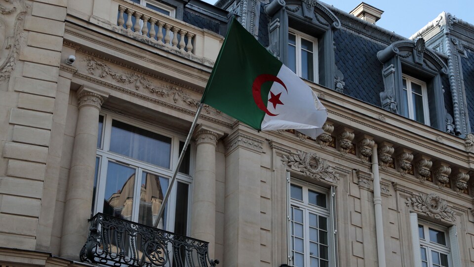 Le siège de l'ambassade d'Algérie à Paris