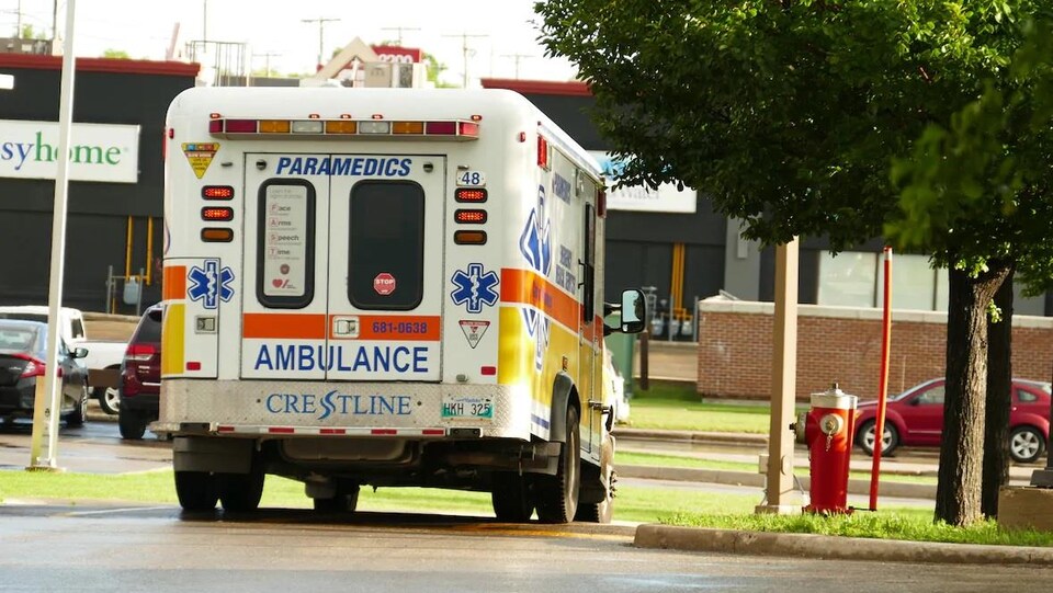 Une ambulance.
