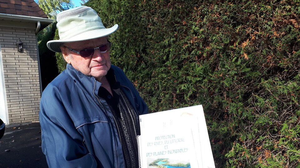 Le lac Adolphe de Dudswell presque à sec à la suite d’une décision de