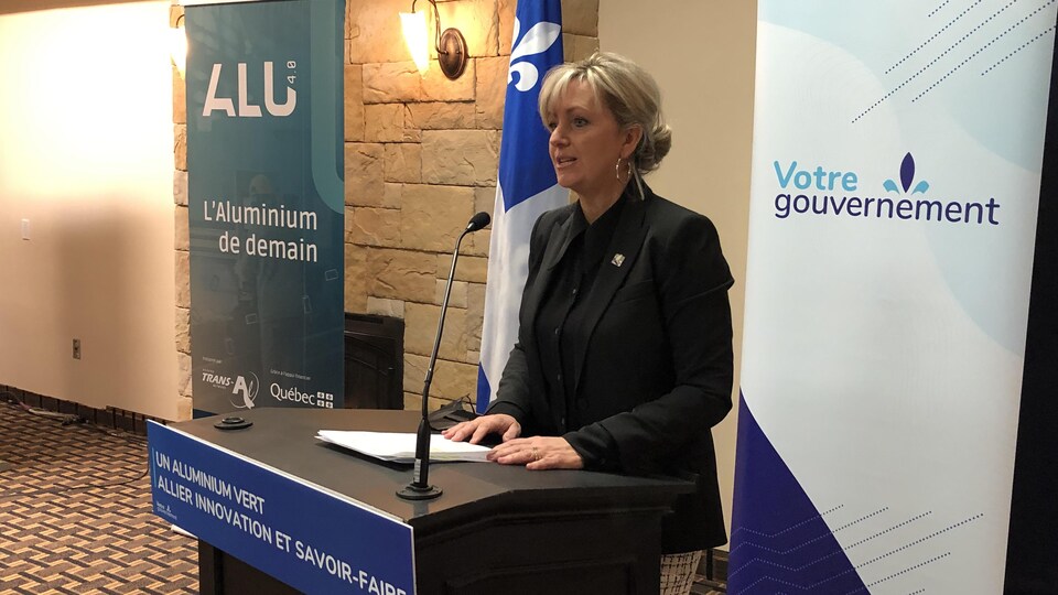 La ministre des Affaires municipales et de l'Habitation, Andrée Laforest.