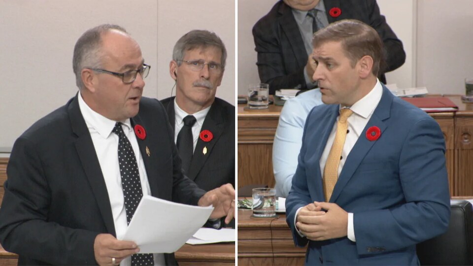 Montage de photos des deux hommes à l'Assemblée législative.