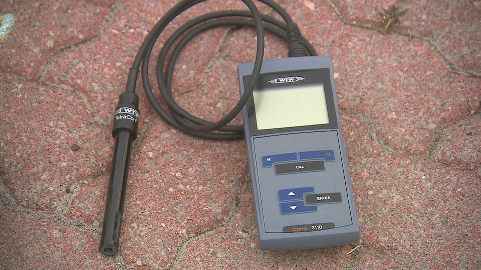 Appareil électronique des biologistes