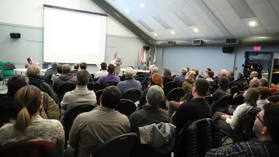 Une quarantaine de citoyens se sont présentés à la rencontre