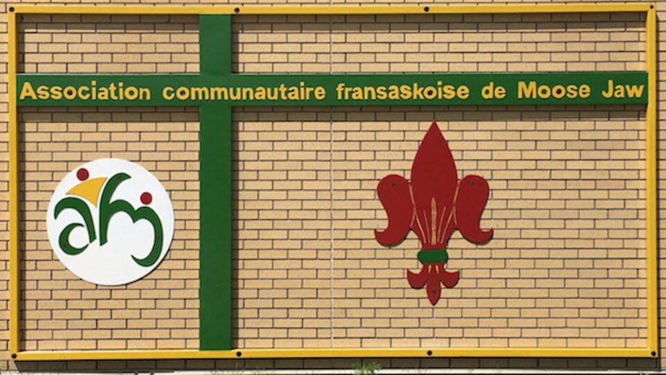 Une affice de l'Association communautaire fransaskoise de Moose Jaw.