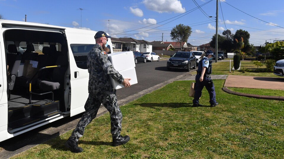 Australie : L'armée Veille Au Respect Du Confinement à Sydney | Radio ...