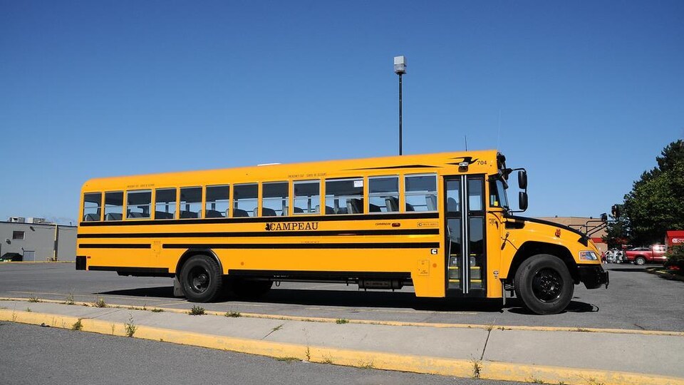 Un autobus scolaire 