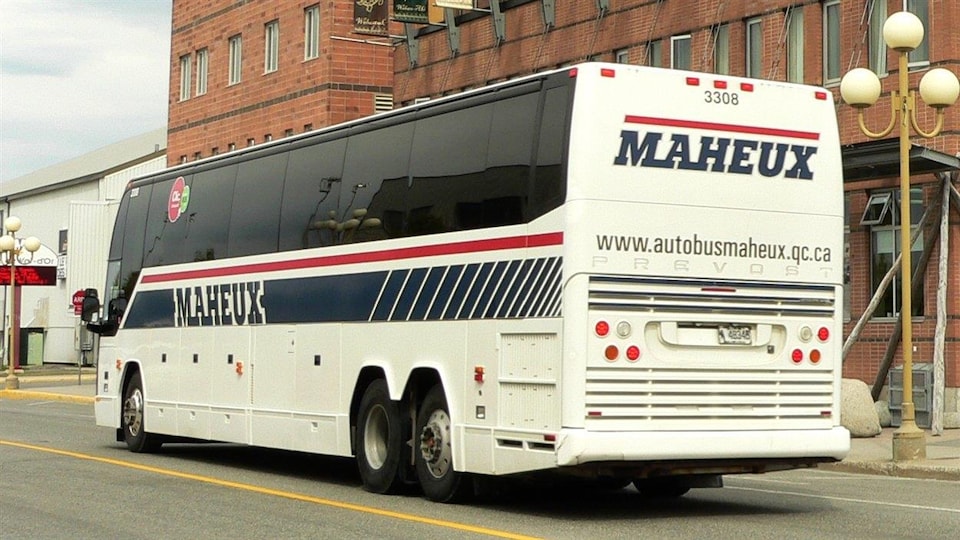 Les autobus Maheux.