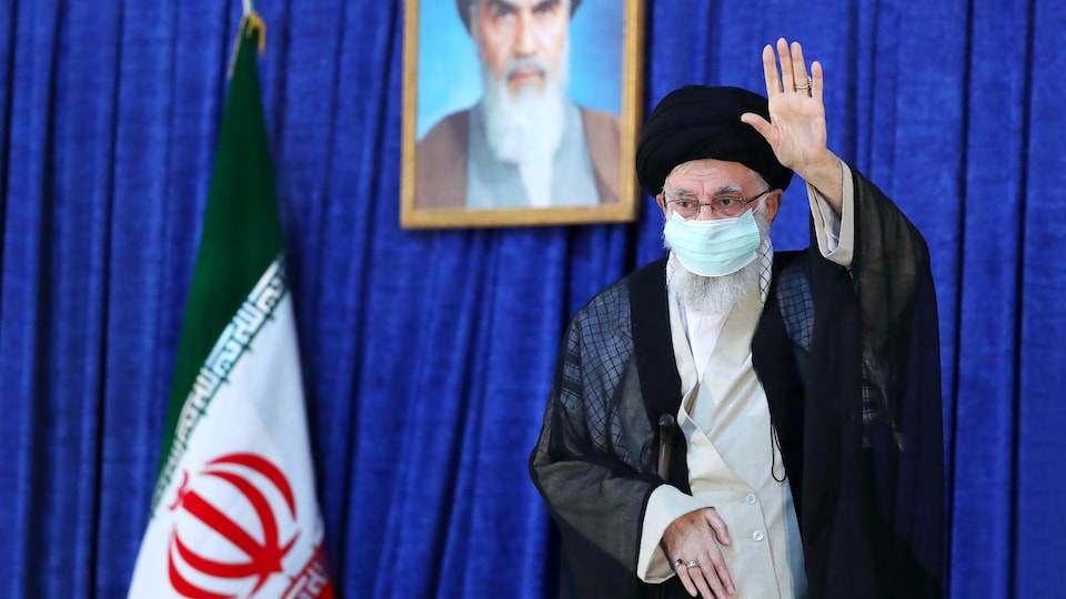 Ayatollah Ali Khamenei wearing a mask.