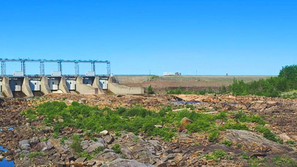 Un barrage hydroélectrique d'Ontario Power Generation.