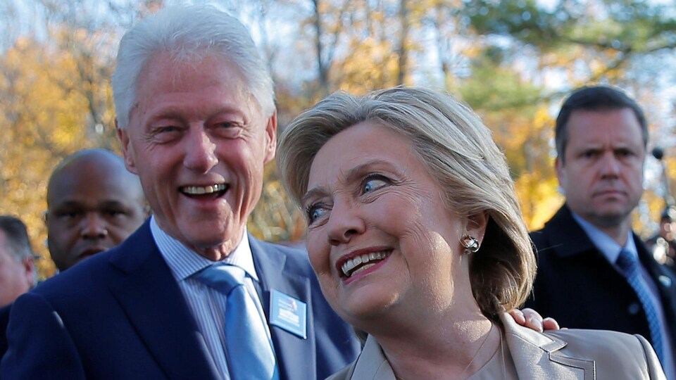 Bill et Hillary Clinton à Chappaqua, dans l'État de New York, le 8 novembre 2016, jour de l'élection présidentielle