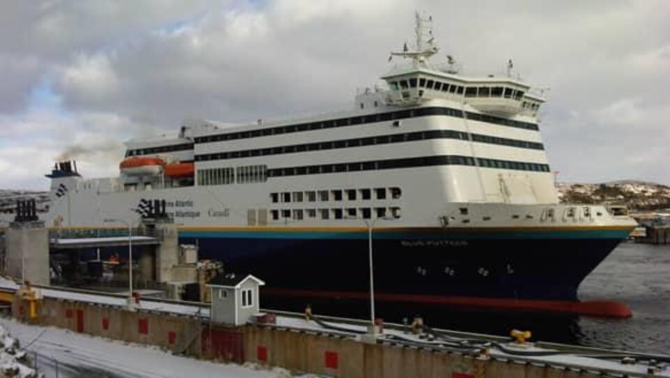 Le traversier Blue Puttees de la société Marine Atlantique.