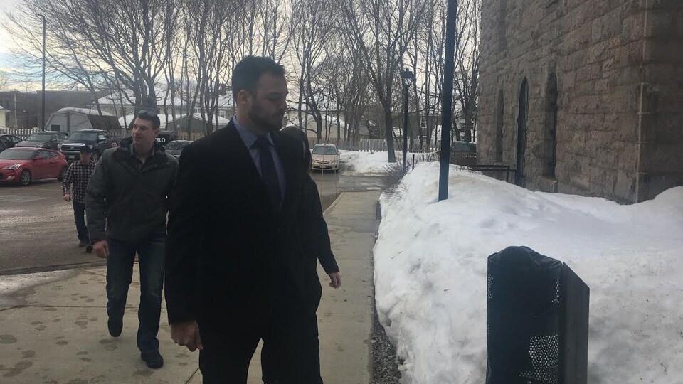 Mathieu Boudreau arrivant au palais de justice