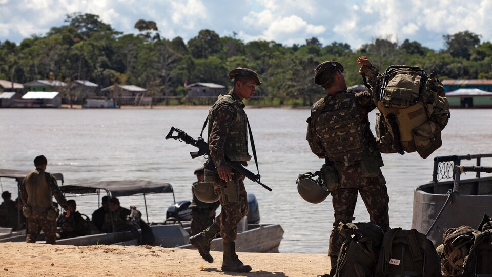 Des militaires brésiliens.