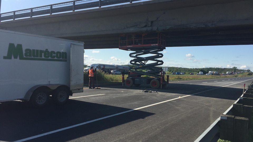 Autoroute 20 fermée dans le secteur NotreDameduBonConseil Radio