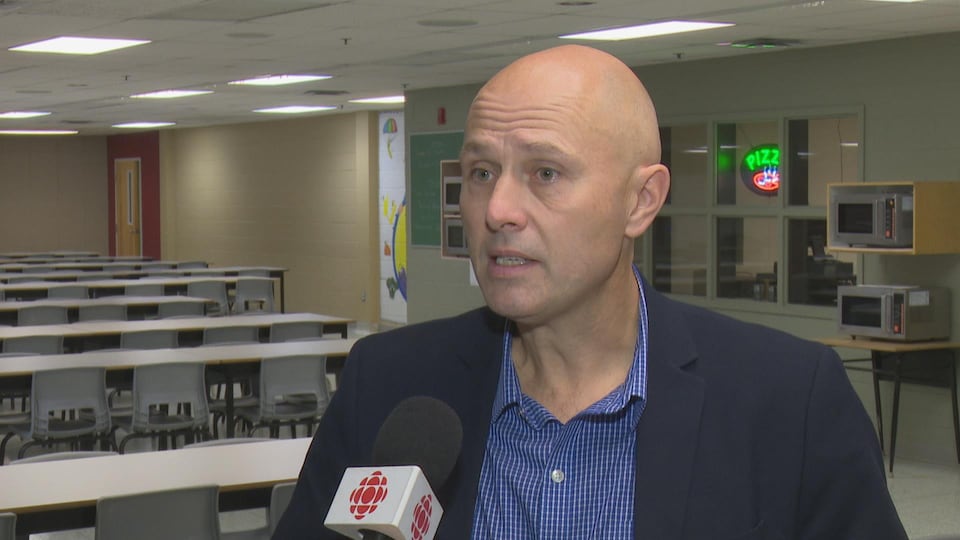 Luc Caron, directeur général du District scolaire francophone du Nord-Ouest.