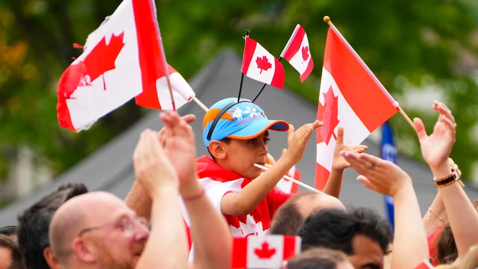 Des célébrations ont lieu d'un bout à l'autre du pays pour la fête du Canada. 