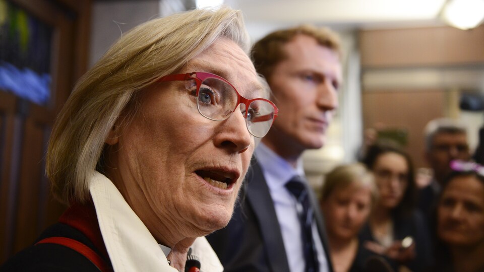 Pensionnats pour Autochtones : Ottawa offre son aide aux ...