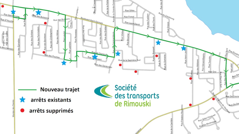 Un circuit d'autobus est tracé sur une carte de Rimouski où des points ont été ajoutés pour indiquer à quel endroit les arrêts ont été supprimés.