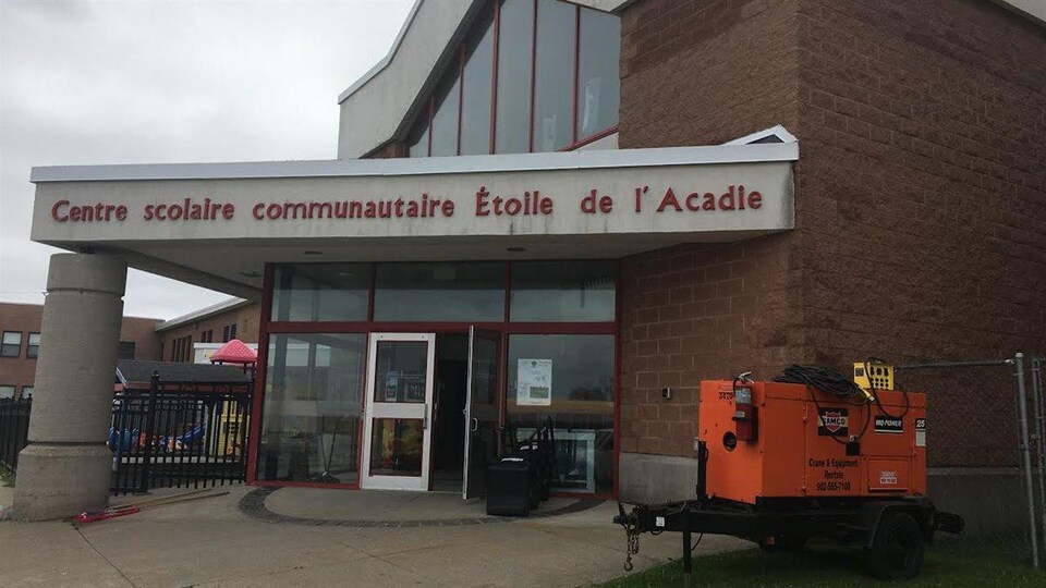 Le carrefour scolaire Étoile de l'Acadie.