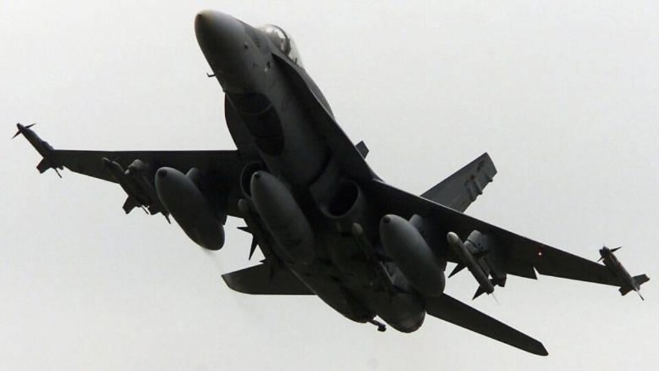 CF-18