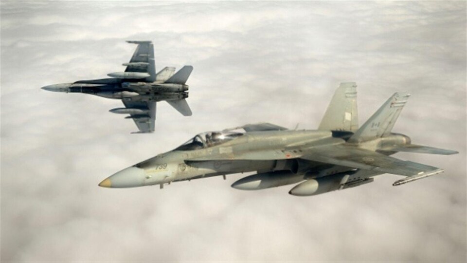 Des avions CF-18