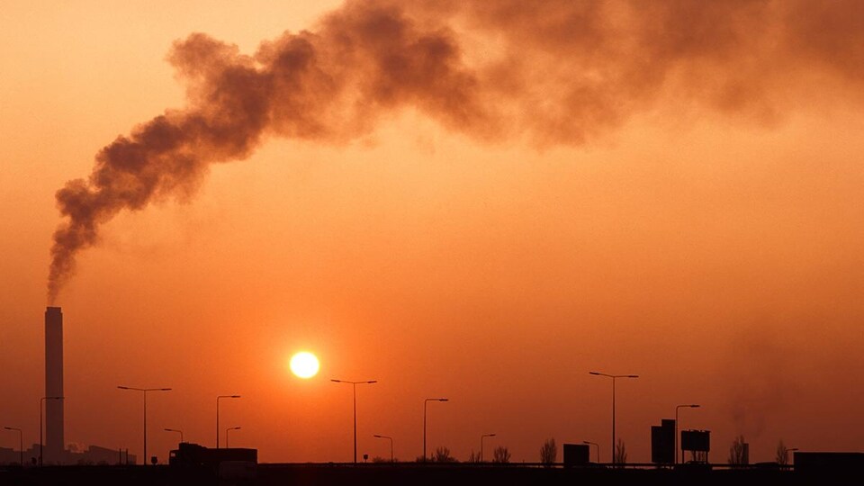 Concentration record de gaz à effet de serre, chaleurs extrêmes, recul des glaces. Le monde réussira-t-il à freiner le réchauffement climatique et éviter les conséquences désastreuses qui y sont associées?