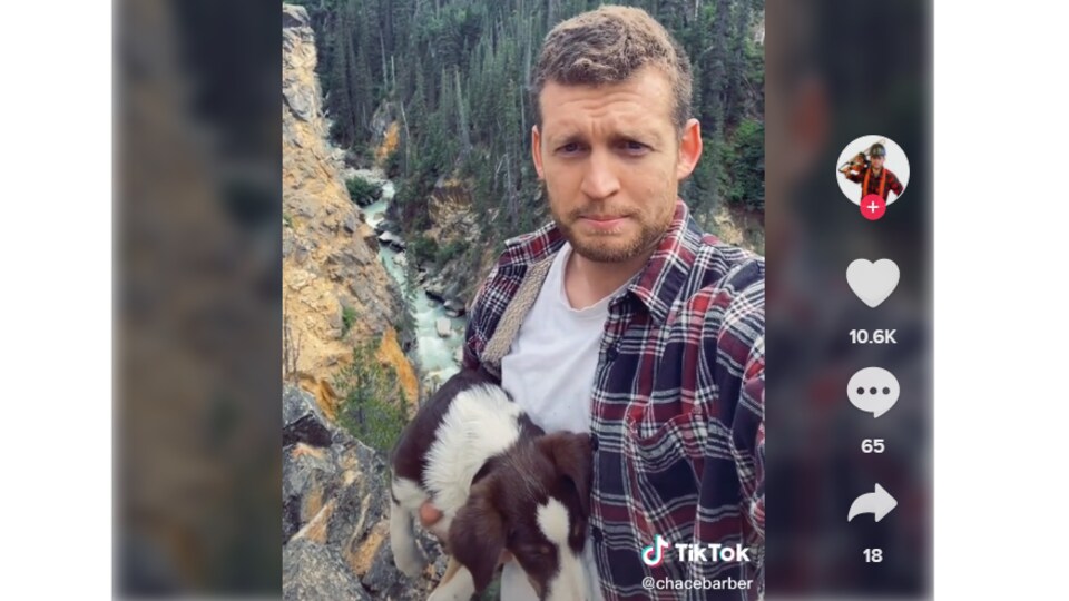 Capture d'écran d'une vidéo Tik Tok de Chase Barber.