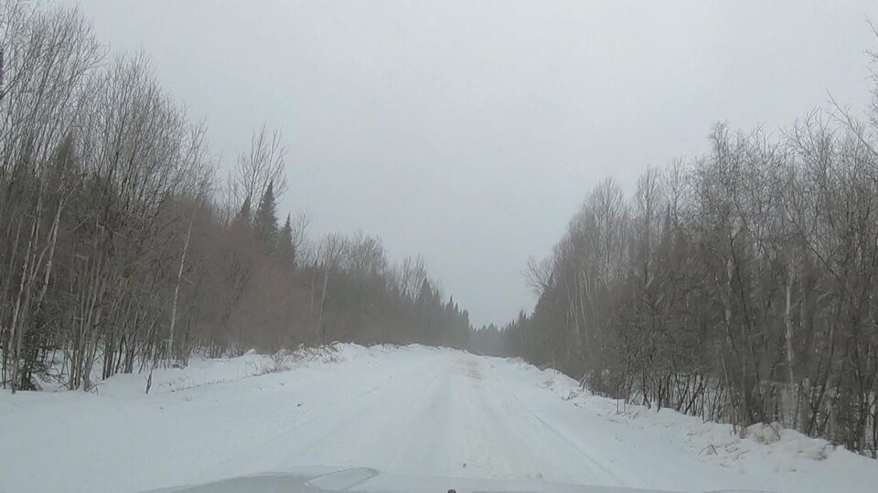 Route dangereuse à Manawan Québec promet la réfection RadioCanada.ca