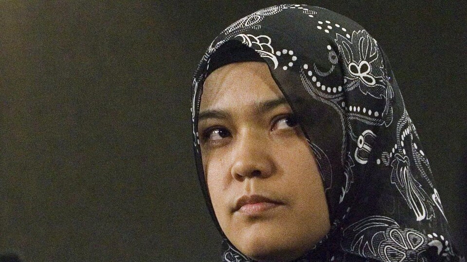 Une femme portant le hidjab.