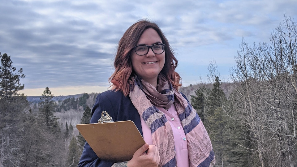 Chloé Roy-Courteau est la première candidate du nouveau parti Unissons Saguenay.