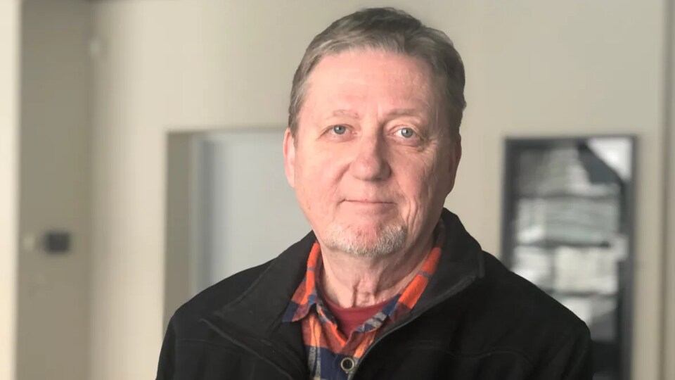 Chris Vander Doelen en entrevue.