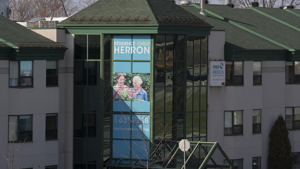 Le CHSLD Herron à Dorval.