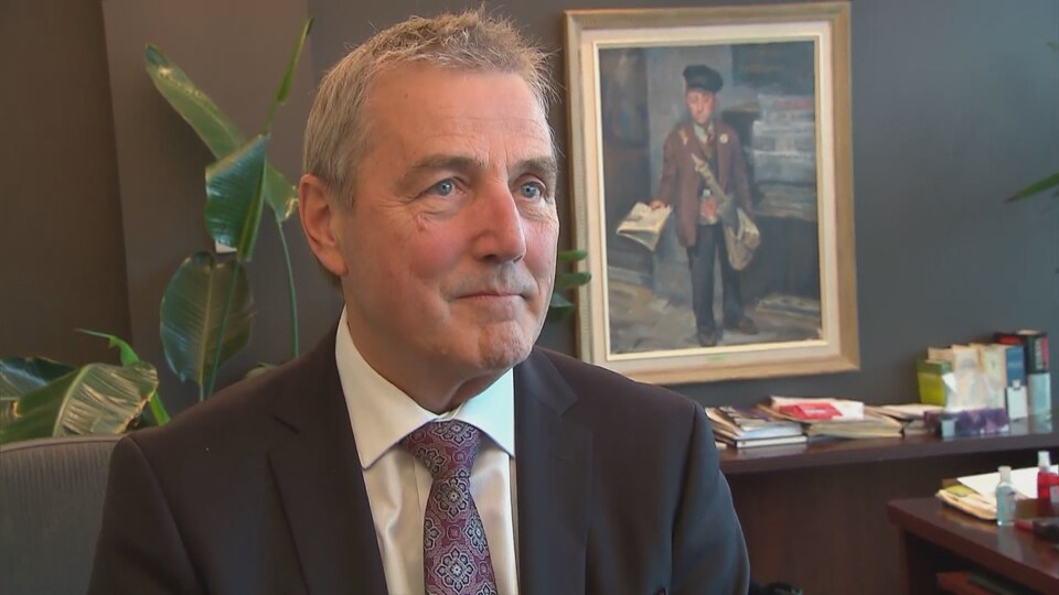 Claude Gagnon, PDG du Groupe Capitales Médias, lors d'une entrevue dans son bureau à Québec