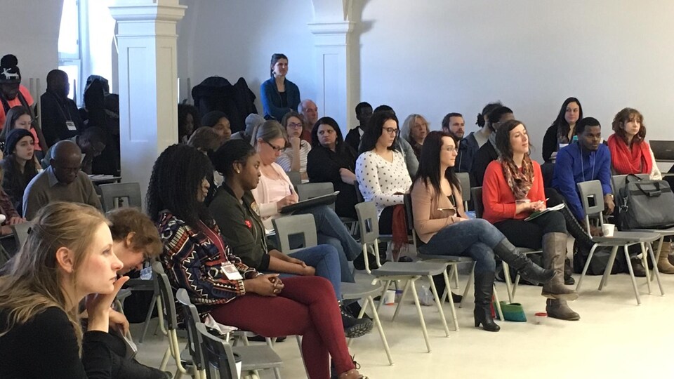 Étudiants, formateurs et enseignants participent au colloque sur la médiation culturelle