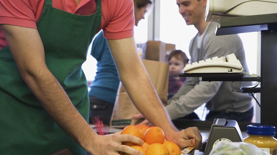 Il est de plus en plus difficile pour les employeurs de recruter et de retenir de la main d'oeuvre, particulièrement dans le secteur du service à la clientèle.