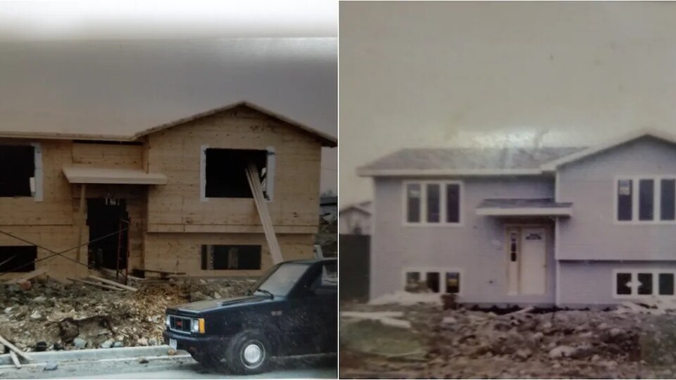 Deux maisons côte à côte : une en construction, l'autre terminée.