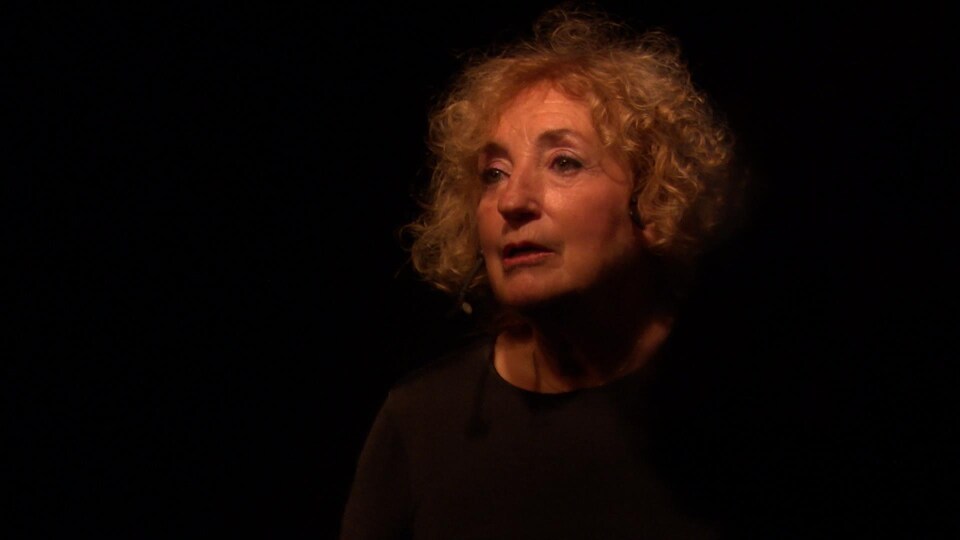 Marta Saenz de la Calzada, conteuse d'origine espagnole de Rouyn-Noranda