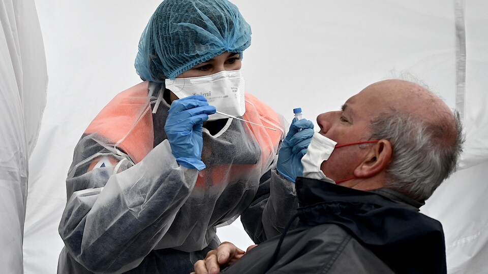 Deux Nouveaux Cas De Covid 19 Au Bas Saint Laurent Radio Canada Ca Deux Nouveaux Cas De Covid 19 Au Bas Saint Laurent Radio Canada Ca