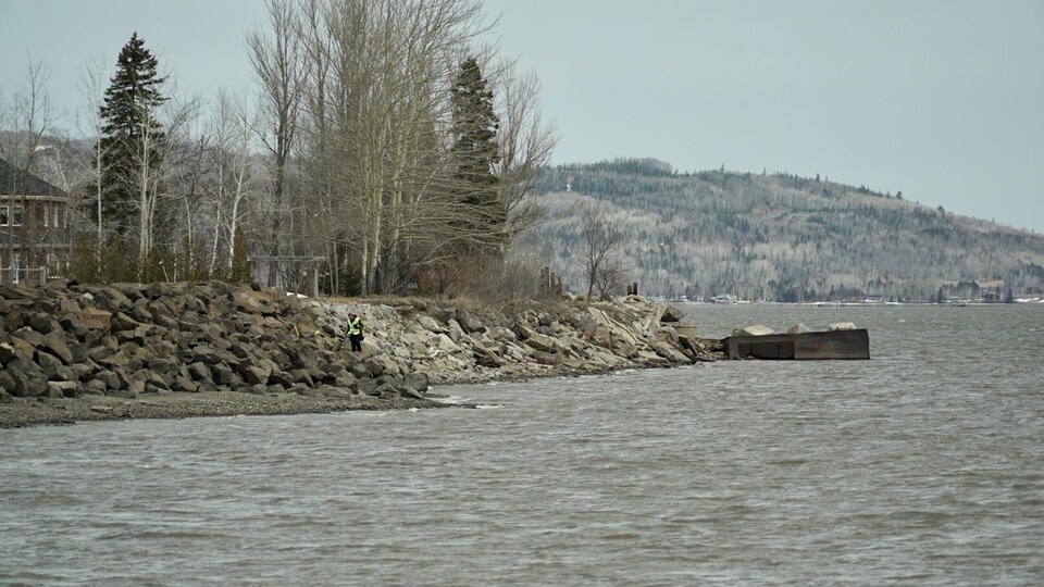 Un corps retrouvé à PointeàlaCroix RadioCanada.ca