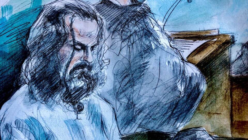 Un dessin montrant Cory Fenn au banc des accusés de la Cour supérieure d'Oshawa.