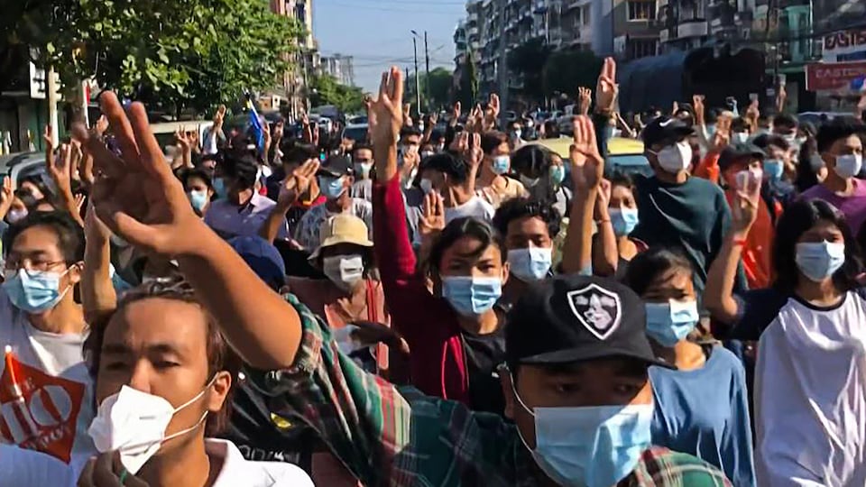Manifestation à Rangoon.