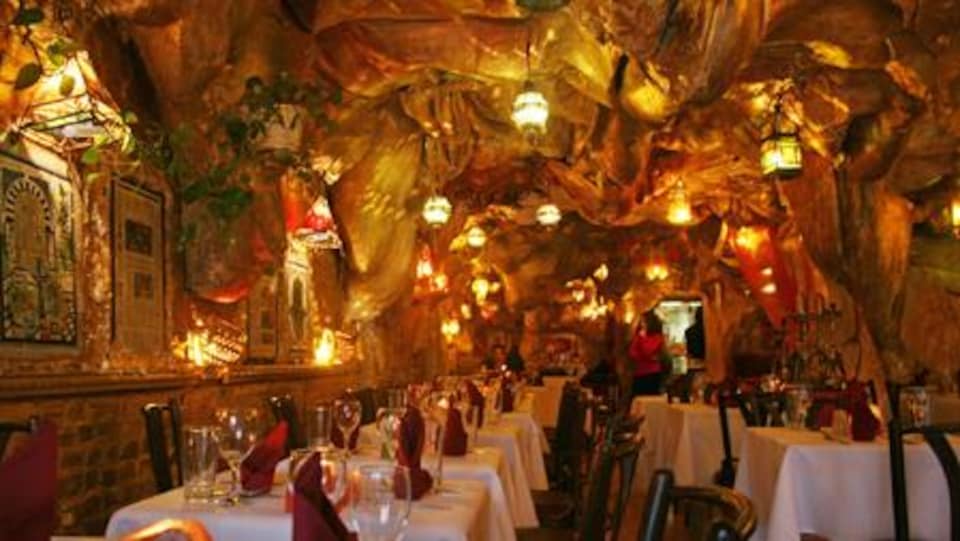 Un restaurant à l'ambiance orientale