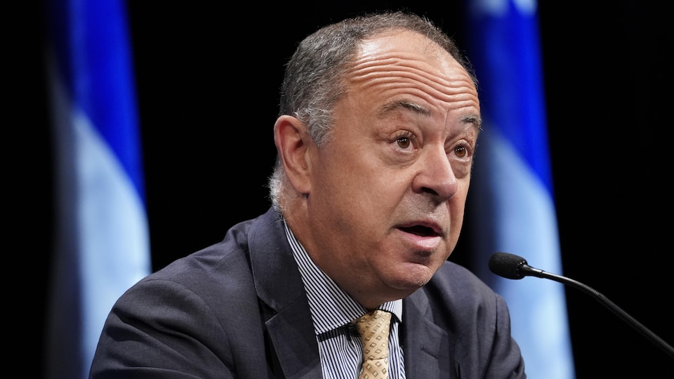 Une affluence soudaine met à l'épreuve un site de dépistage à Laval