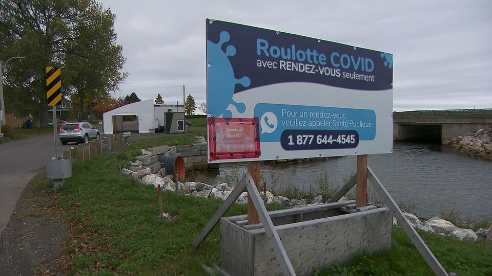 La roulotte COVID est offerte sur rendez-vous.