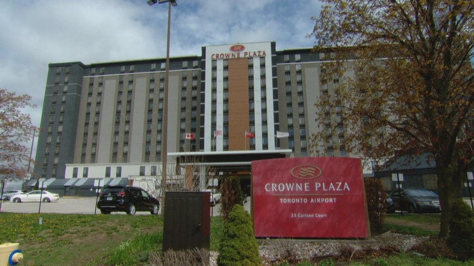 La façade d'un hôtel