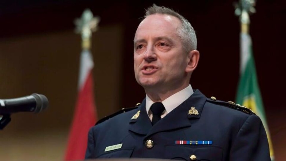 Curtis Zablocki en conférence de presse.