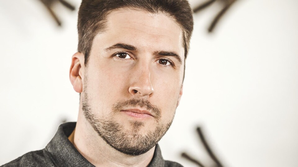 Portrait en couleur de l'auteur David Goudreault