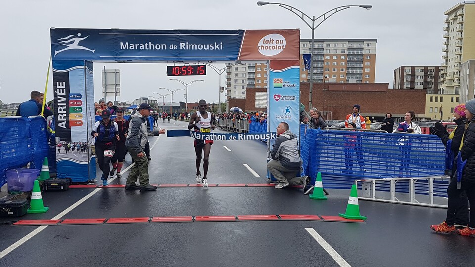 Le gagnant du Marathon de Rimouski 2019, David Murai.